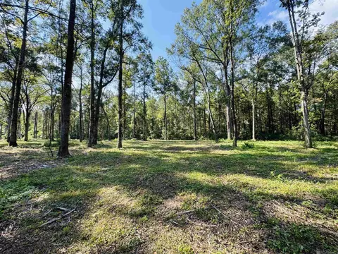 4 Louisiana 16, Denham Springs, LA 70706