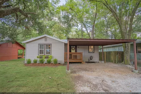 30114 Oak St, Walker, LA 70785