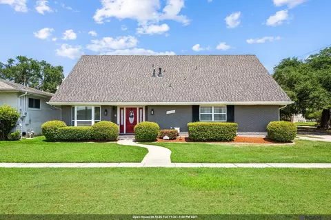5001 Avron Dr, Metairie, LA 70006