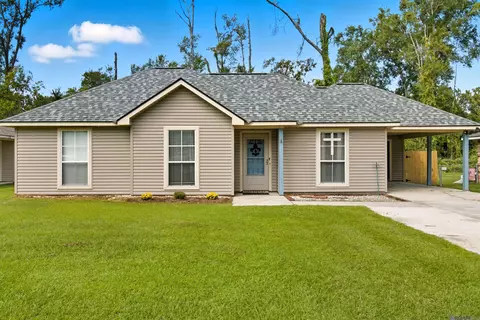 13055 She Lee Place Rd, Gonzales, LA 70737