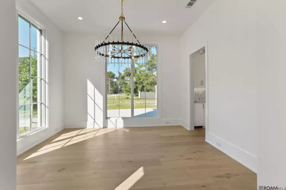 Dining - 154 Magnolia Wood Ave, Baton Rouge, LA 70808 photo 1 of 1