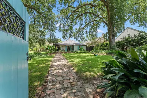 1525 Brame Dr, Baton Rouge, LA 70808