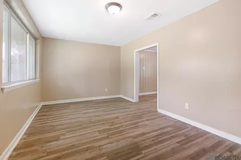 Living - 1037 Johnston St, Baker, LA 70714 photo 3 of 3