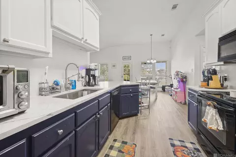 Kitchen - 37040 Rivergate Ave, Geismar, LA 70734 photo 2 of 2