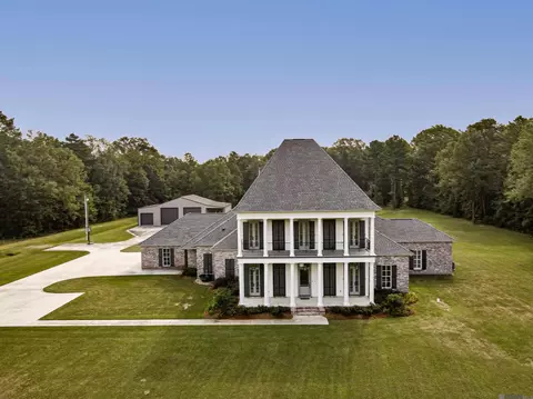 16520 Hubbs Rd, Pride, LA 70770