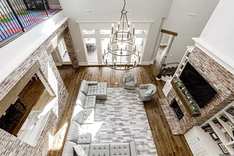 Living - 16520 Hubbs Rd, Pride, LA 70770 photo 3 of 3