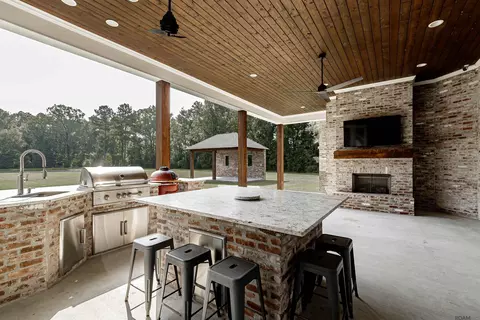 Other - 16520 Hubbs Rd, Pride, LA 70770 photo 7 of 10