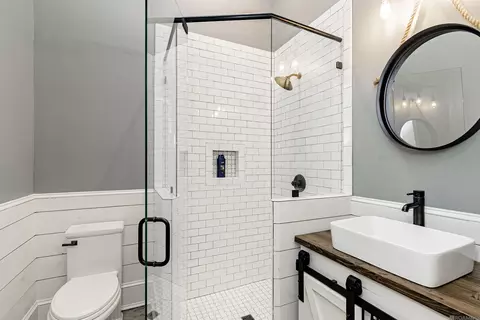 Bath - 16520 Hubbs Rd, Pride, LA 70770 photo 5 of 7