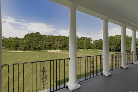 Exterior - 16520 Hubbs Rd, Pride, LA 70770 photo 6 of 7