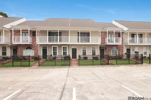 151 Aspen Sq # B17, Denham Springs, LA 70726
