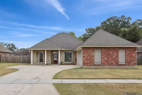 4968 Queens Carriage St, Zachary, LA 70791