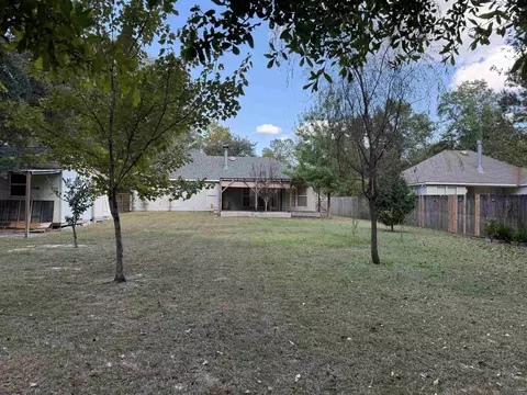 Exterior - 21101 Saint Ann St, Covington, LA 70435 photo 3 of 4