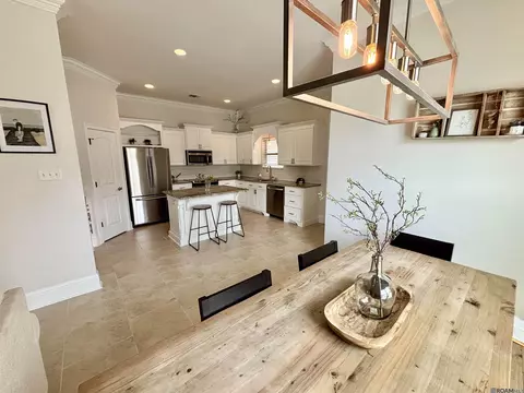 Kitchen - 12431 Three Lakes Dr, Walker, LA 70785 photo 2 of 2