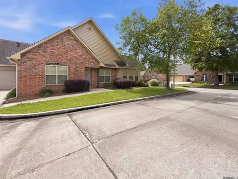 7111 Village Charmant # 94, Baton Rouge, LA 70809