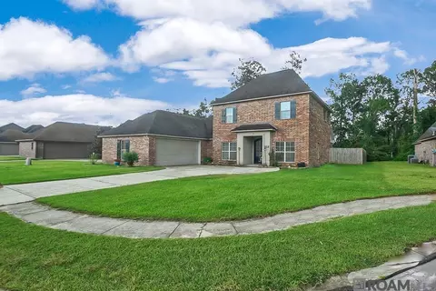 8614 Sandpiper St, Denham Springs, LA 70706
