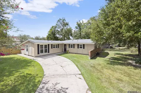 8672 Forest Hl, Baton Rouge, LA 70809