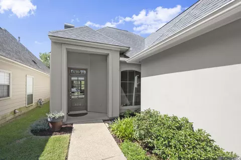 9216 Essex Bay Ct, Baton Rouge, LA 70809