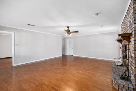 Living - 14676 Picou Rd, Maurepas, LA 70449 photo 2 of 3