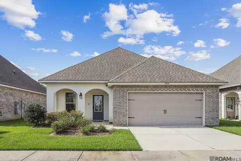 8216 Rocky Trail Ave, Baton Rouge, LA 70820