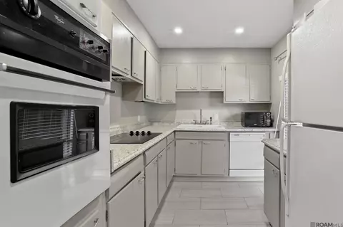 2800 July St # 23, Baton Rouge, LA 70808