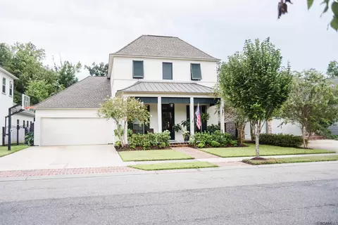 1914 Sugar Cane Ln, Baton Rouge, LA 70810