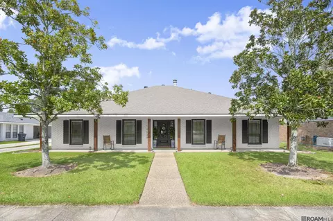 16039 Haynes Bluff Ave, Baton Rouge, LA 70817