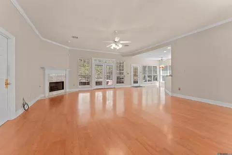 Living - 4761 Sharp Rd, Mandeville, LA 70471 photo 1 of 4