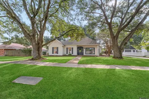 3936 Hancock St, Zachary, LA 70791