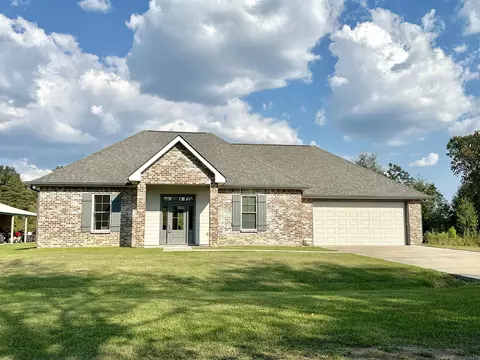 17052 Nathans Ln, Prairieville, LA 70769