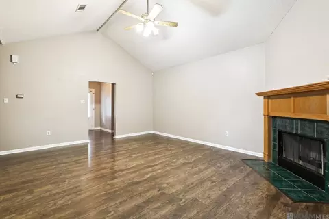 Living - 804 Circle Dr, Baker, LA 70714 photo 3 of 3