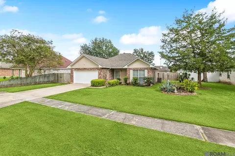 Other - 804 Circle Dr, Baker, LA 70714 photo 1 of 5