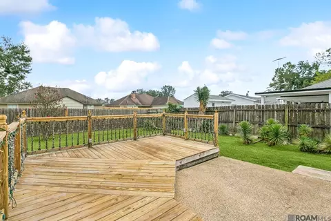 Exterior - 804 Circle Dr, Baker, LA 70714 photo 3 of 5