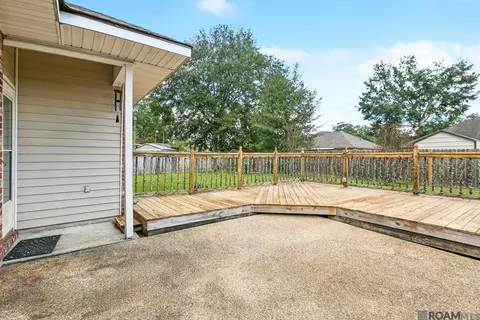 Exterior - 804 Circle Dr, Baker, LA 70714 photo 2 of 5