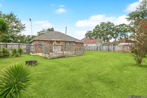 Exterior - 804 Circle Dr, Baker, LA 70714 photo 4 of 5