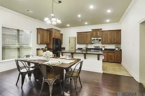 13200 Babin Estates Dr, Gonzales, LA 70737