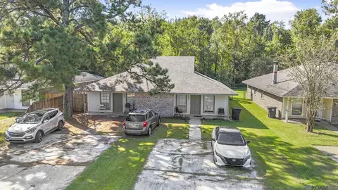 14932 14934 Forest Grove Ave, Baton Rouge, LA 70818