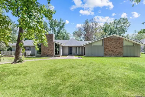 5532 Summer Lake Dr, Baton Rouge, LA 70817