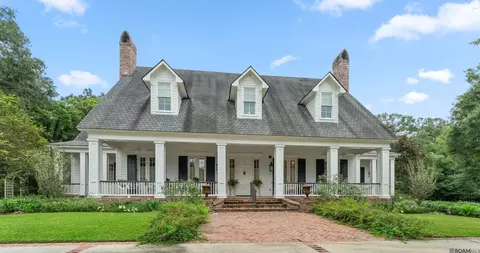 5376 Live Oak Dr, Saint Francisville, LA 70775