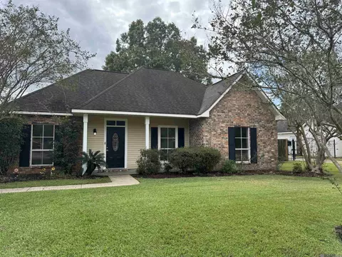 10296 Carter Hills Ave, Denham Springs, LA 70726