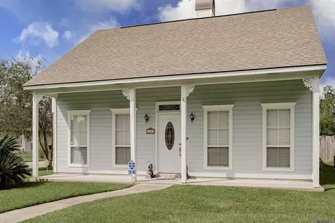 4301 Blue Ribbon Dr, Baton Rouge, LA 70814