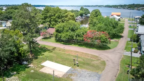 12756 Chenevert St, Ventress, LA 70783