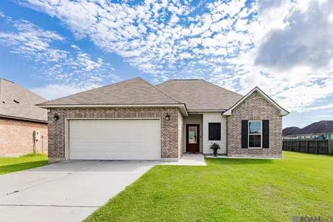 7049 E Sunset Loop, Addis, LA 70710
