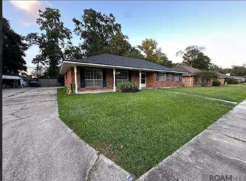 9521 Glensade Dr, Baton Rouge, LA 70814