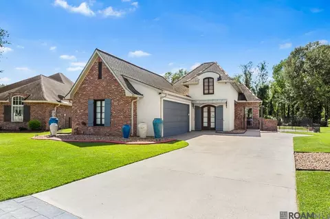 25832 Royal Troon Ave, Denham Springs, LA 70726