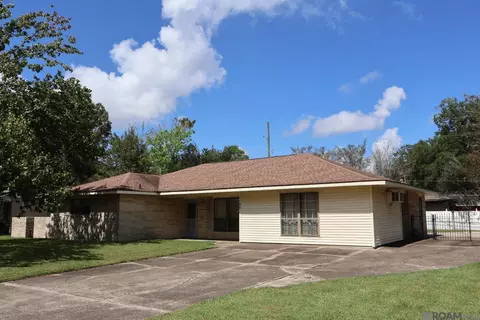 1120 E Sybil St, Gonzales, LA 70737