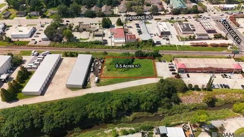 3151 College Dr, Baton Rouge, LA 70808