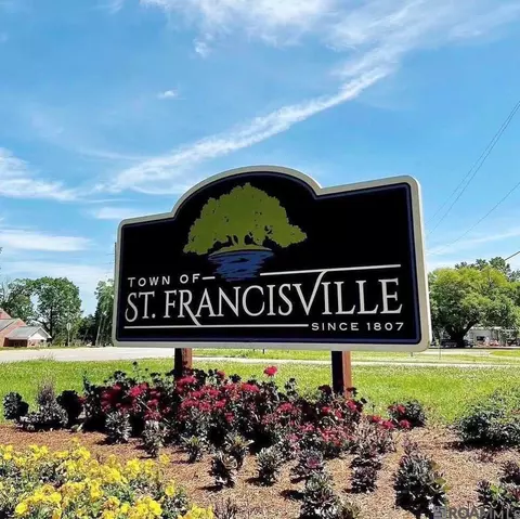 6260 Commerce St, Saint Francisville, LA 70775