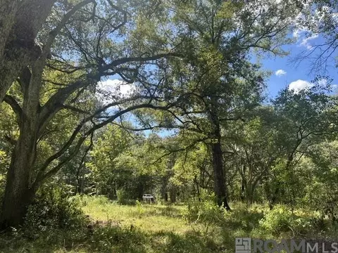122 Carl W Ln, Greensburg, LA 70441