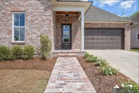 13165 Magnolia Square Dr, Baton Rouge, LA 70818