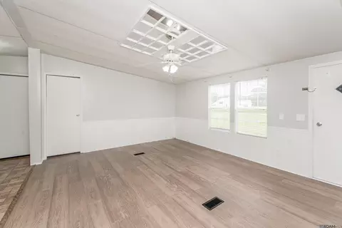 12430 Florida Blvd, Livingston, LA 70754 photo 9